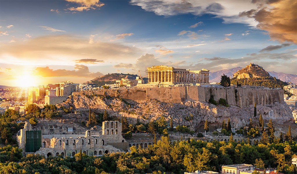 Atina Akropolisine Karşı Kokteyl Keyfi