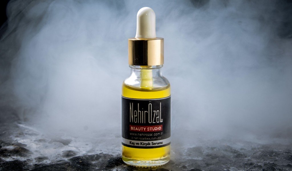 ‘’Nehir Özal Kaş Kirpik Serumu’’  Kaş ve Kirpiklerinizi Şımartacak Bir Serum !